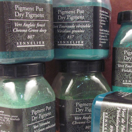 Sennelier guide to Gree Pigments