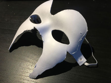 The shaped Moth Mask 