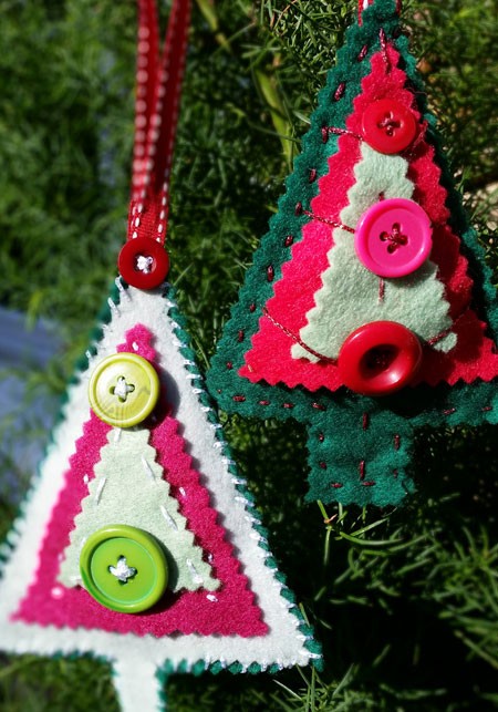 Christmas Tree decorations made from felt amd buttons